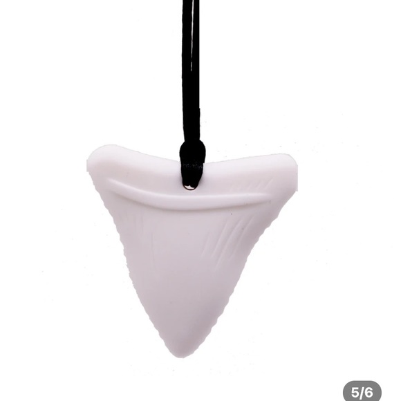 Black Shark Tooth Chew Necklace - 100% Food Grade Silicone- Anxiety, ADHD… - Picture 7 of 7